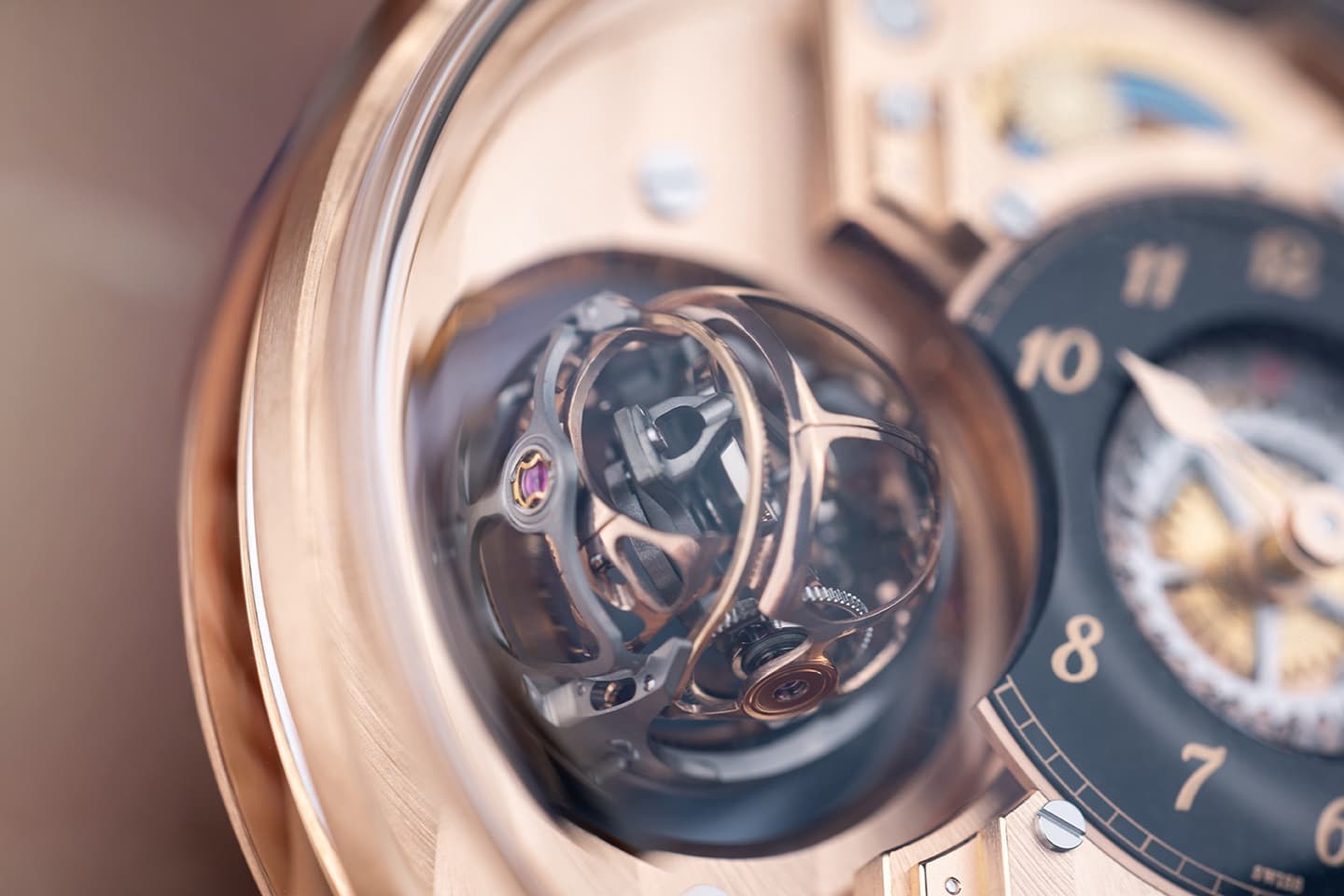 Triple-axis tourbillon detail